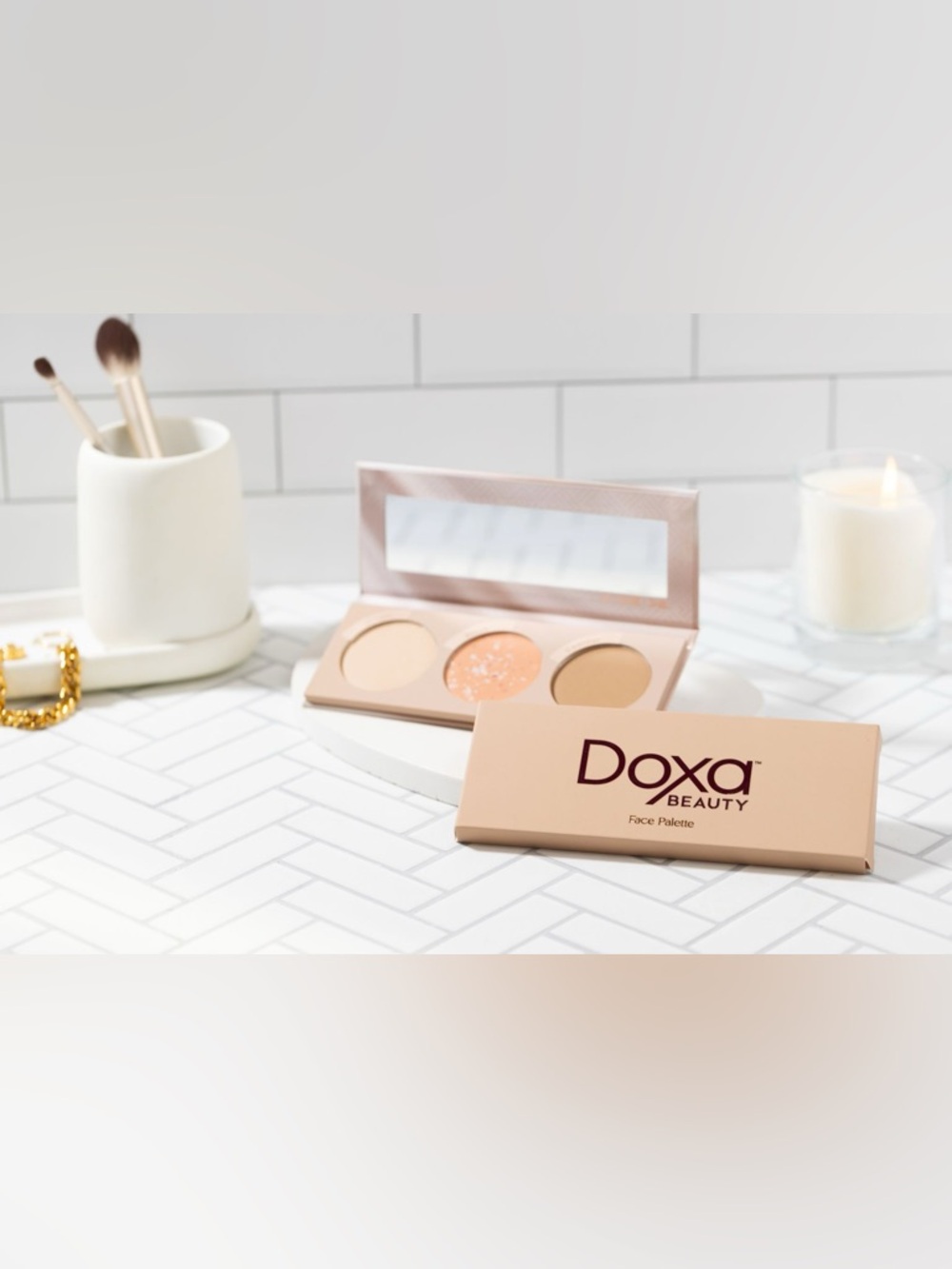 New Doxa Beauty Be A Light Face Palette contour, blush, highlighter powders - Picture 3 of 6